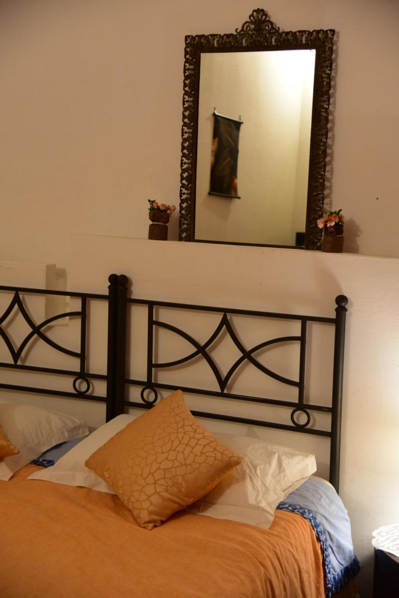 Appartamento Il Segreto Di Via Laura - House In *