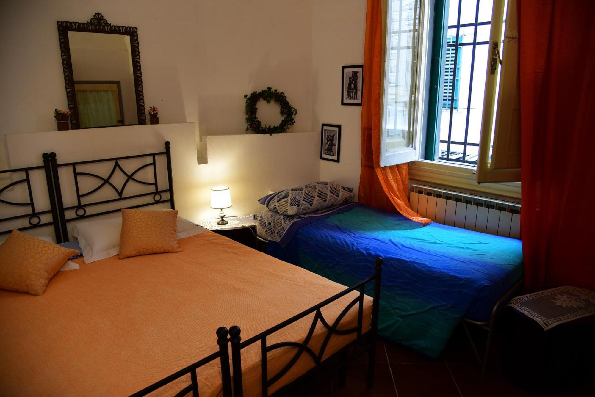 Appartamento Il Segreto Di Via Laura - House In *